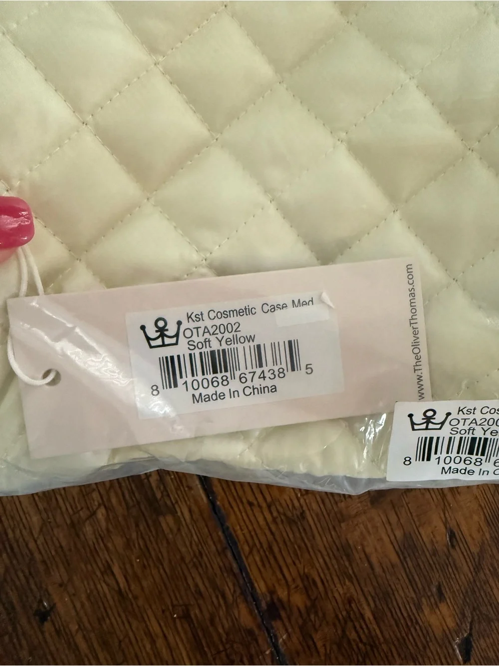 NWT Oliver Thomas KST Cosmetic Case Medium Soft Yellow